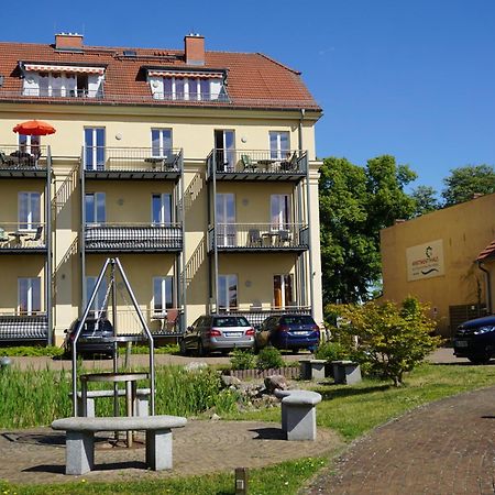Einraumapartment Im Erdgeschoss Mit Seeblick Rheinsberg Buitenkant foto